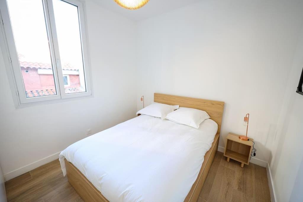 Cosy Pied A Terre Rue Corneille, Coeur Marseille, 4 Pers, 2 Ch Apartment Exterior photo